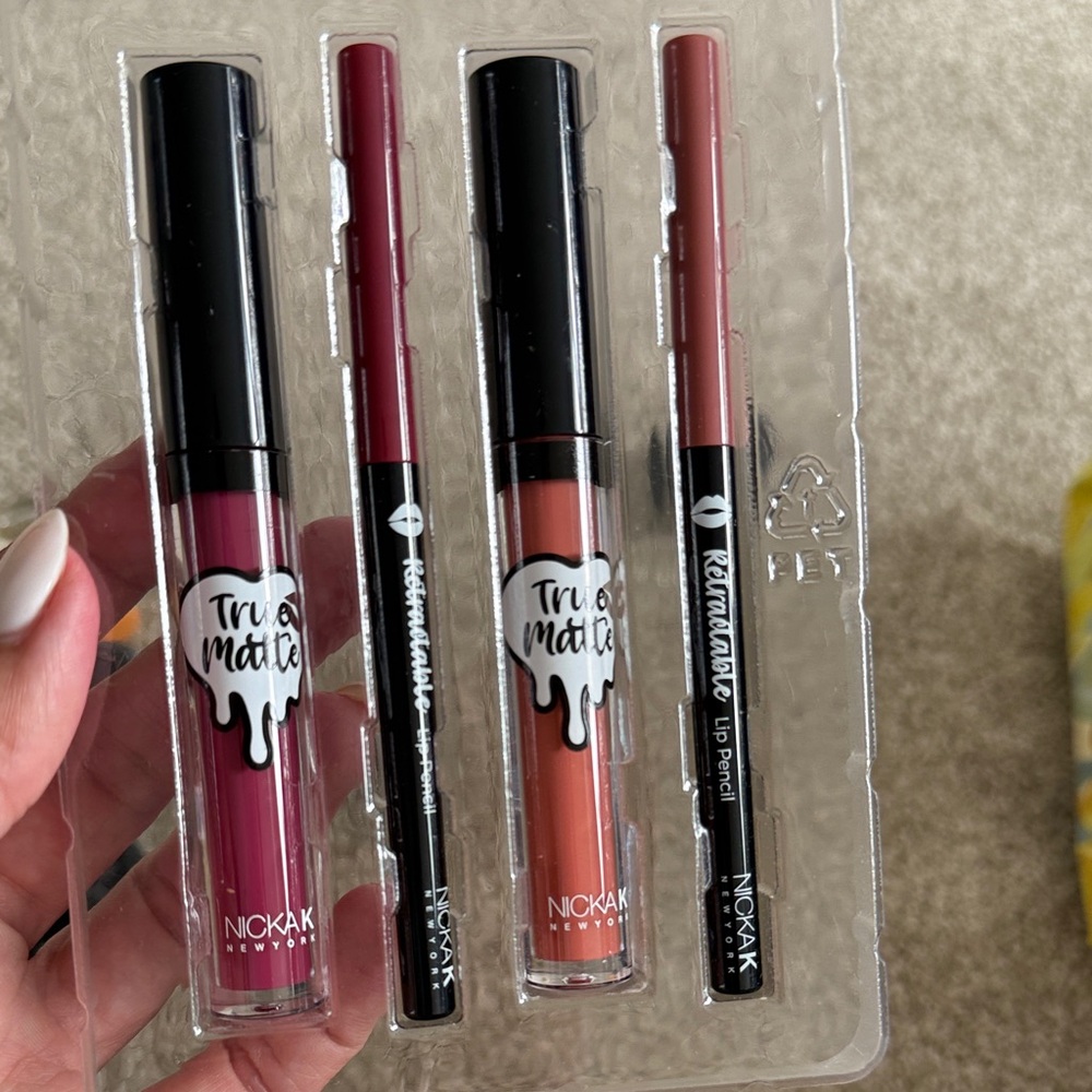 True Matte Lip Liner Set - Plum, Nude, Coral